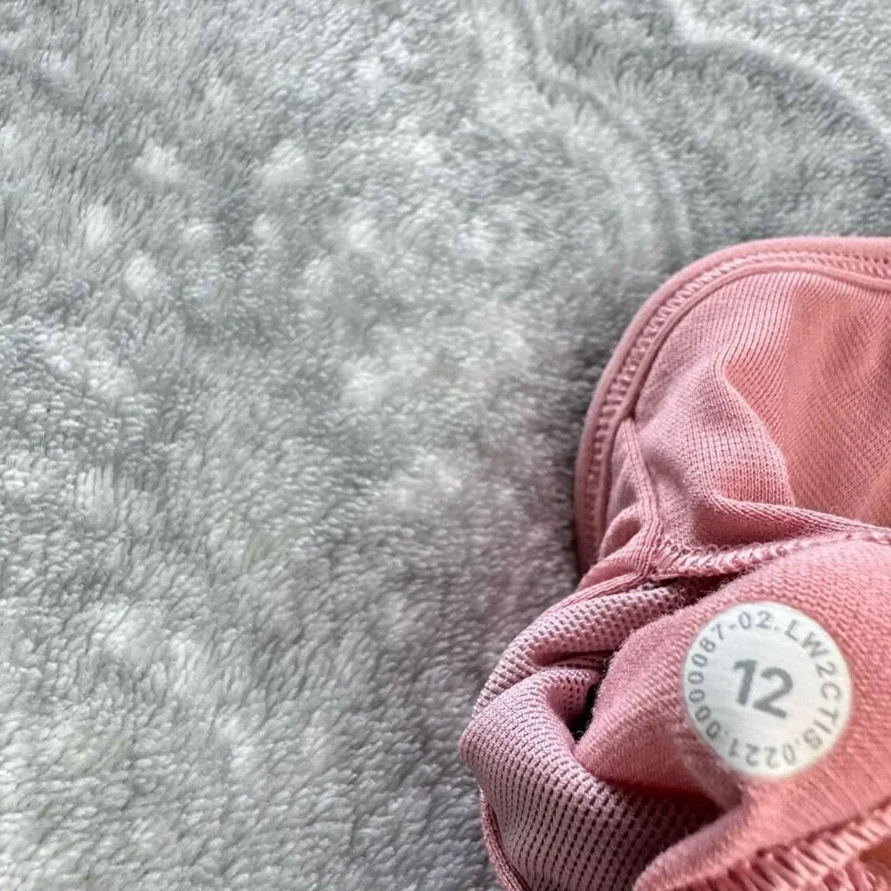 Womens Lululemon Flow Y Bra Nulu *Light Support